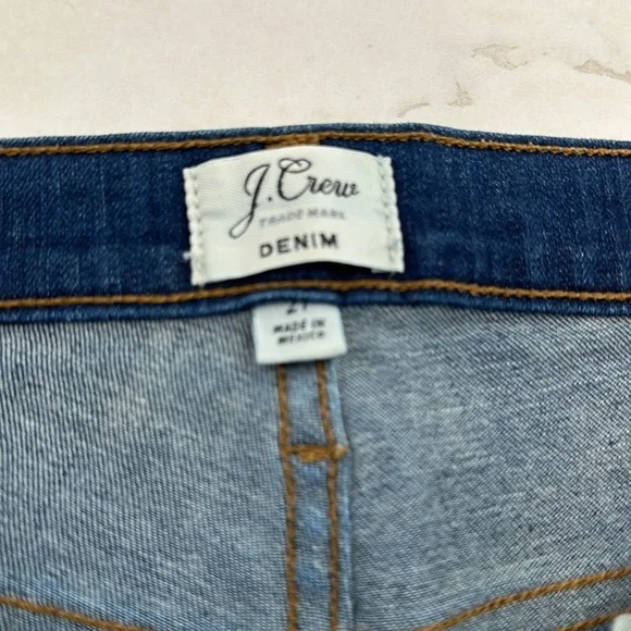 J.Crew denim short frayed hem size 27 medium wash - Picture 2 of 3